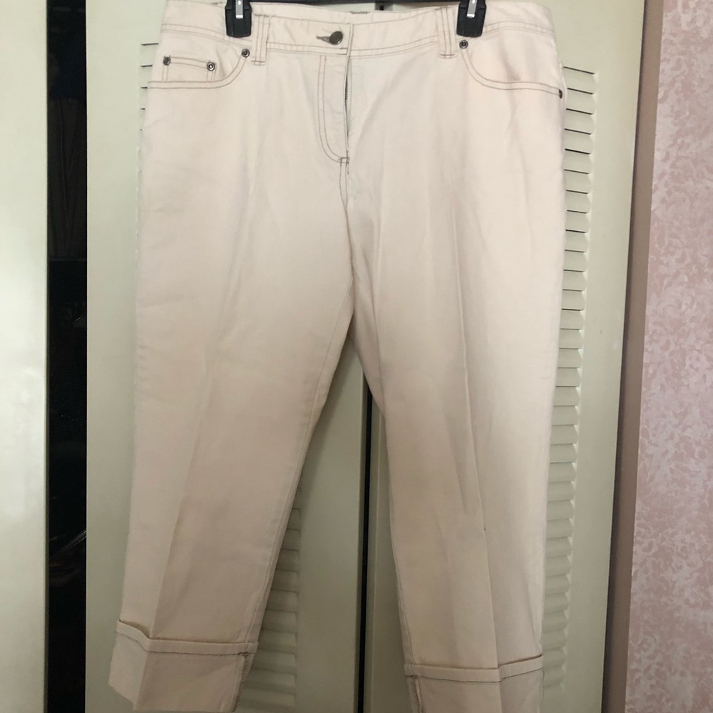 Capri INC International Concepts